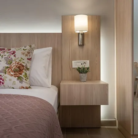 Katerina アパート